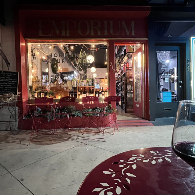 Non-Tourist Trap Miami Beach Spots!