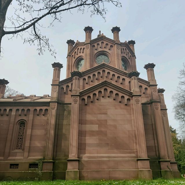 Traveling through time: The cemetery of Frankfurt