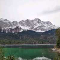 Wonderful hike around Eibsee lake!
