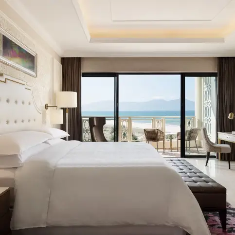 シェラトングランドダナンリゾート：贅沢と静けさが出会う場所