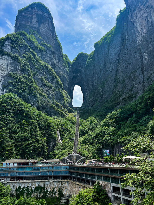 Ready to Enter Heaven’s Gate? Discover the awe-inspiring Tianmen Mountain.