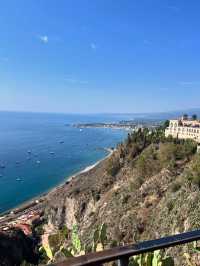 Taormina is the gem of Sicily 🇮🇹