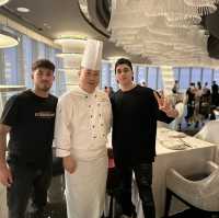 The highest restaurant in the world: Heavenly Jin