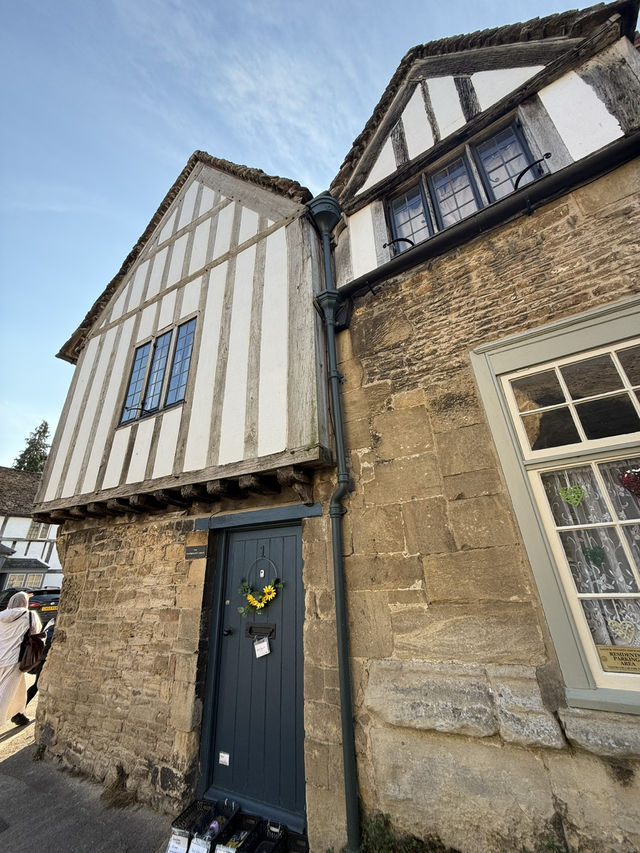 Things You Can’t Miss at Lacock Abbey! 📸✨