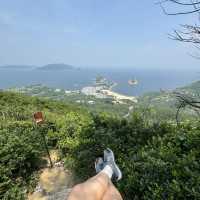 Hike to Dragon’s back in Hong Kong 