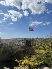 Castelo de São Jorge: Lisbon’s Majestic Hilltop Fortress