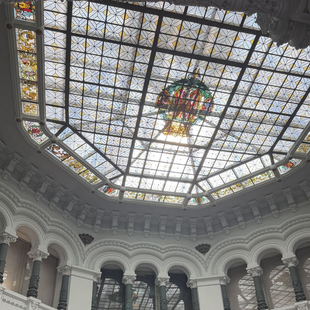 Cibeles Palace in Madrid: you must visit it