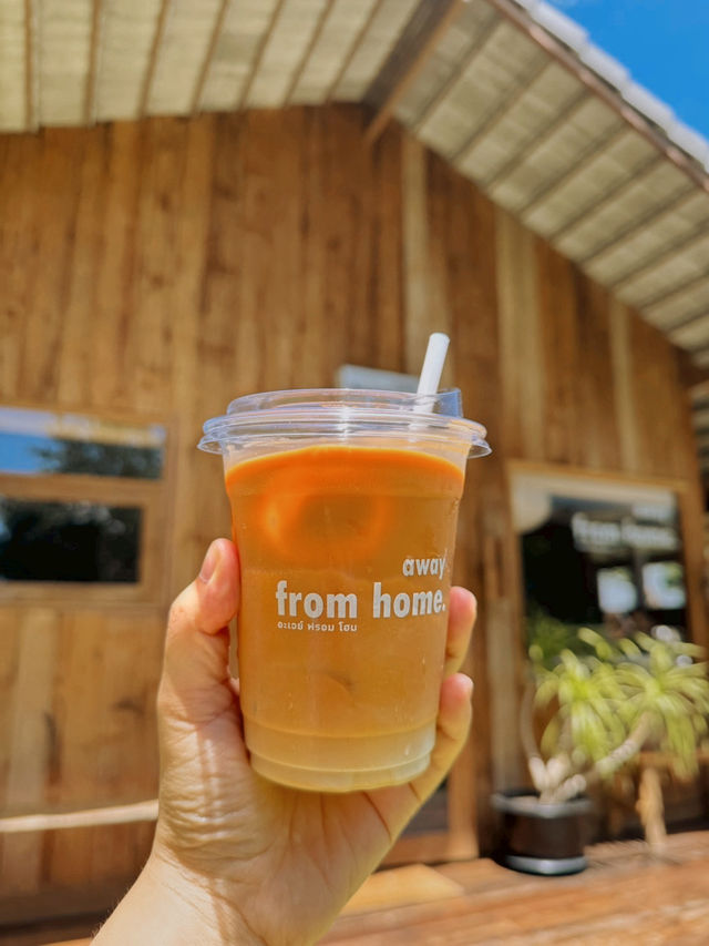 Away From Home คาเฟ่น้องใหม่ใจกลางขอนแก่น