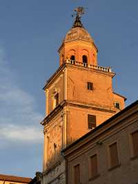 Why Pasta in Emilia-Romagna Tastes Like Nowhere Else (And How I Booked My Train Adventure with Trip.