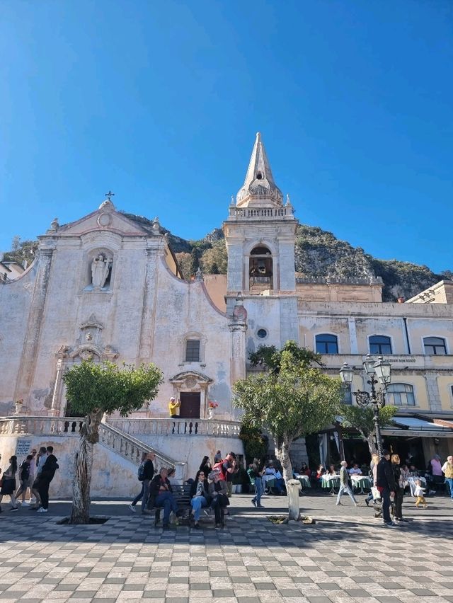 Taormina – Sicily’s Hilltop Treasure