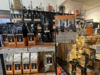 Calling all caffeine lovers ❤️ Hamburg Coffee😍