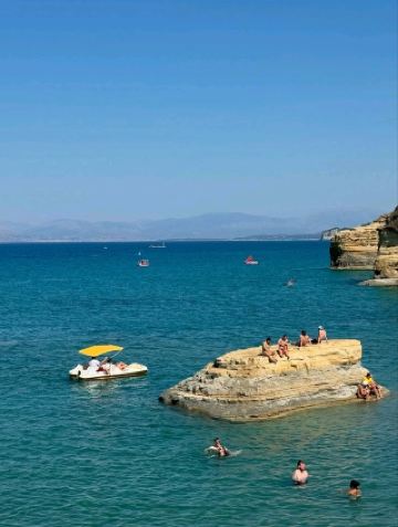 Sunny Shores Fun🌞