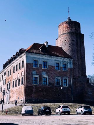 🌸♨️ Spring Serenity in Uniejów: Poland’s Hidden Thermal Paradise 🇵🇱