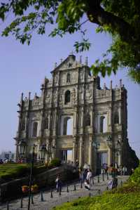 Rampage in Macau | Time goes back 30 years from Senado Square to Rua do Felicidade.