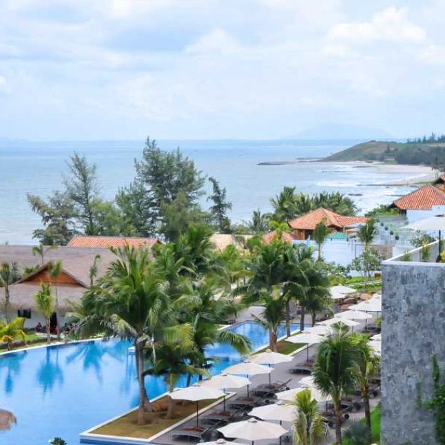 A must-stay hotel in Mui Ne, Vietnam - the cliff resort&residences