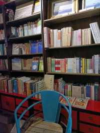 充滿文藝氣質的荒島書店