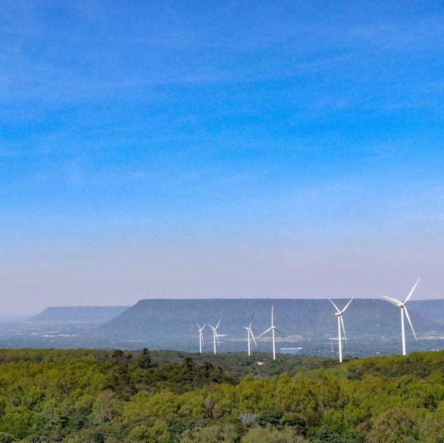 Khao Yai Thiang，騎自行車，吃風，看巨型渦輪的景色