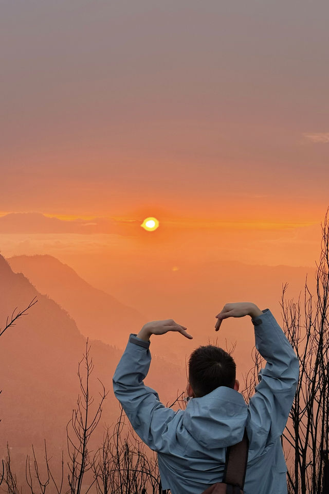 豪賭成功拍到bromo火山