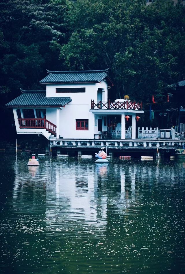反向旅遊日記《開遠·2》