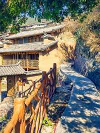 永仁外普拉村|坐落在石板上的千年彝族古村～