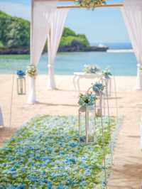 🌴 Bali Bliss: Top Stay in Nusa Dua! 🏖️✨