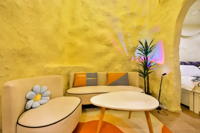 디자인이 뛰어나고 정말 멋진 호텔이 왔어요!!!