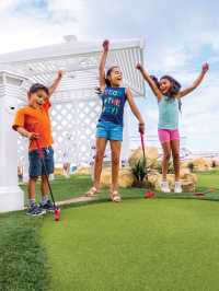 🎈Check out the kids sail free promotion on Royal Caribbean!🎊