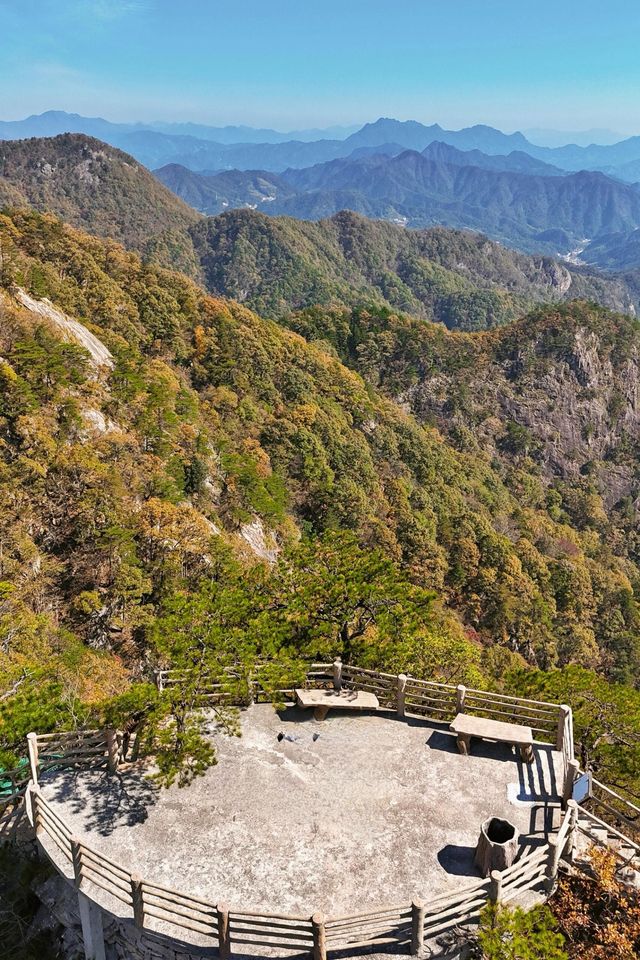並非黃山！安徽這座山隱匿着一條絕美的賞秋路線。