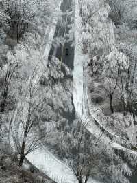 寶雞鳳縣嶺南公園|乘坐秦嶺小火車來看雪。