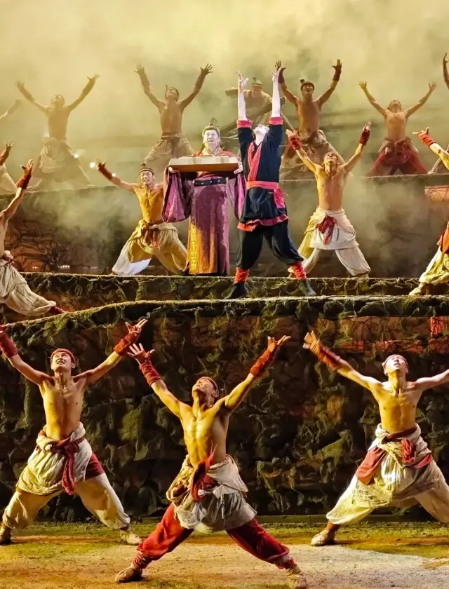 Step into the River of History: A Travel Guide to the Play "Jiu Jiu Da Qin" 