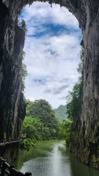 貴州紫雲縣格凸河，嘆為觀止的大自然鬼斧神工！