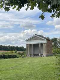 Visiting the Iconic Downton Abbey