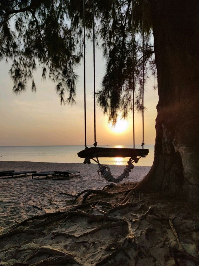 The Perfect Spot for Sunsets and Relaxation in Phu Quoc