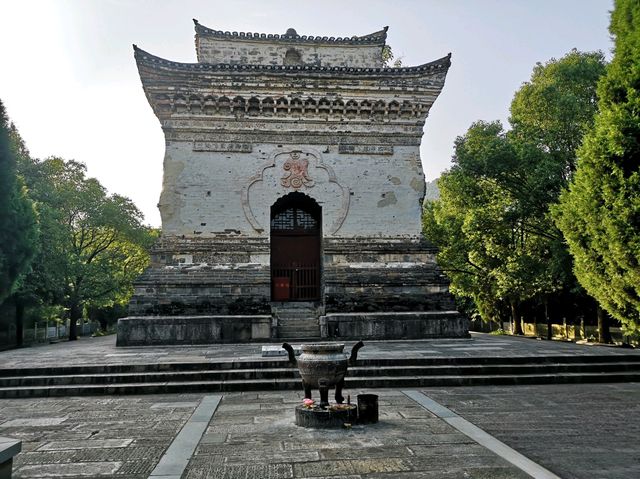 沒有遊客的寺院（黃梅）