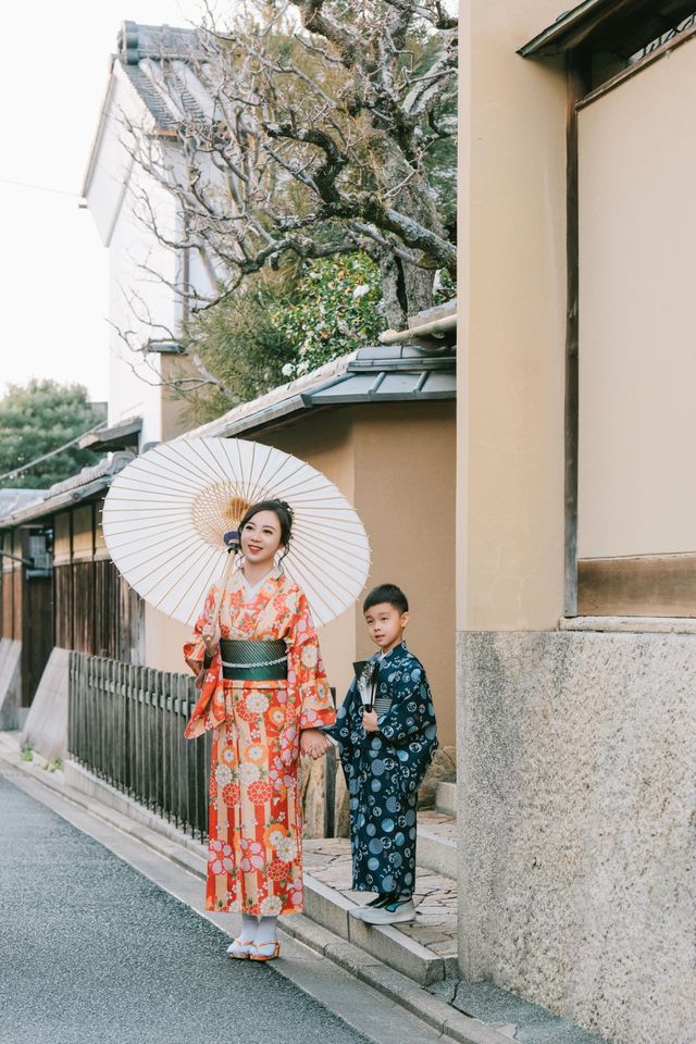 京都遊人少風景優美，拍下畢生難忘的親子照