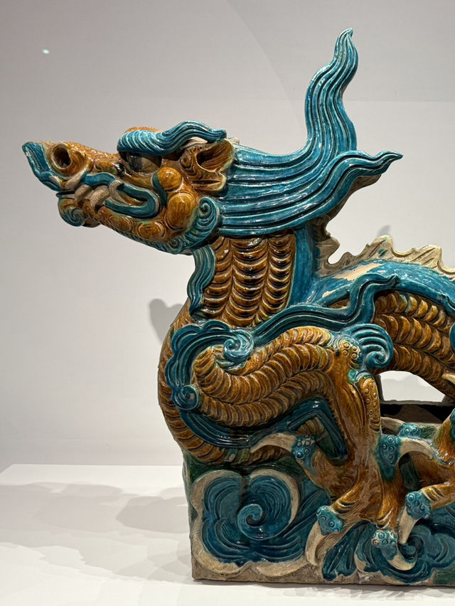 Experience The Treasures Of the Forbidden City at The Hong Kong Palace Museum 🖼️ 🏰 