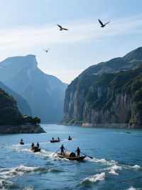 長江三峽，一場跨越山河嘅詩意漫遊 若你問我，邊段旅程最令我魂牽夢繞，咁一定係長江三峽之旅。