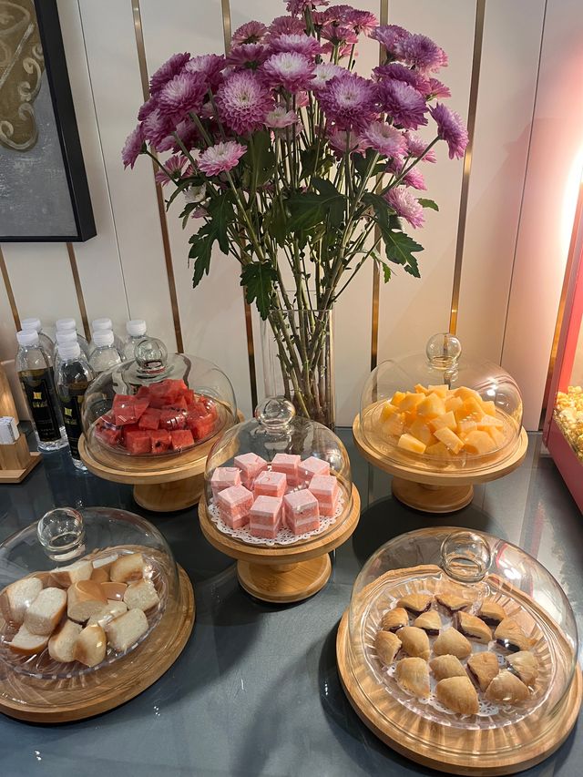夢景喜月酒店，都市裡的世外桃源