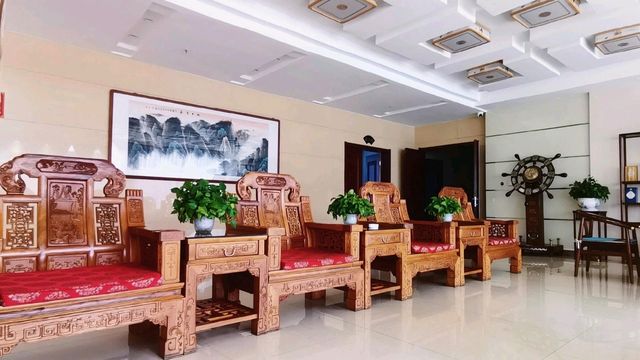麗華大酒店｜一趟旅行，被這家店狠狠圈粉