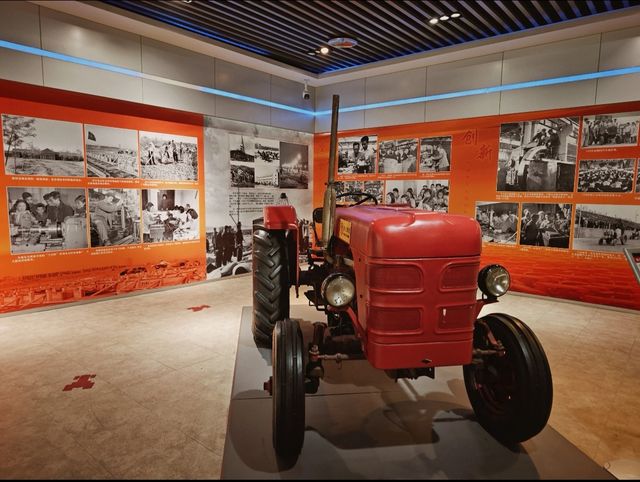 住在古都漫步酒店，解鎖硬核工業風Citywalk！誰說洛陽只有漢服和龍門！這次住在超有設計感的