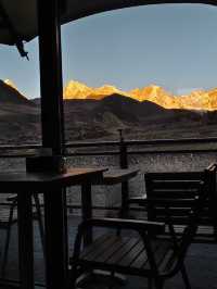 太幸運了吧，不僅看到了日出還看到了冰花