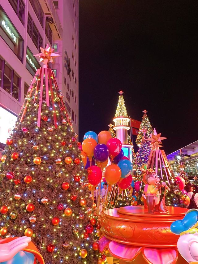 香港最美聖誕樹,海港城冰雪奇緣聖誕樹 香港最美聖誕樹,海港城冰雪奇緣聖誕樹