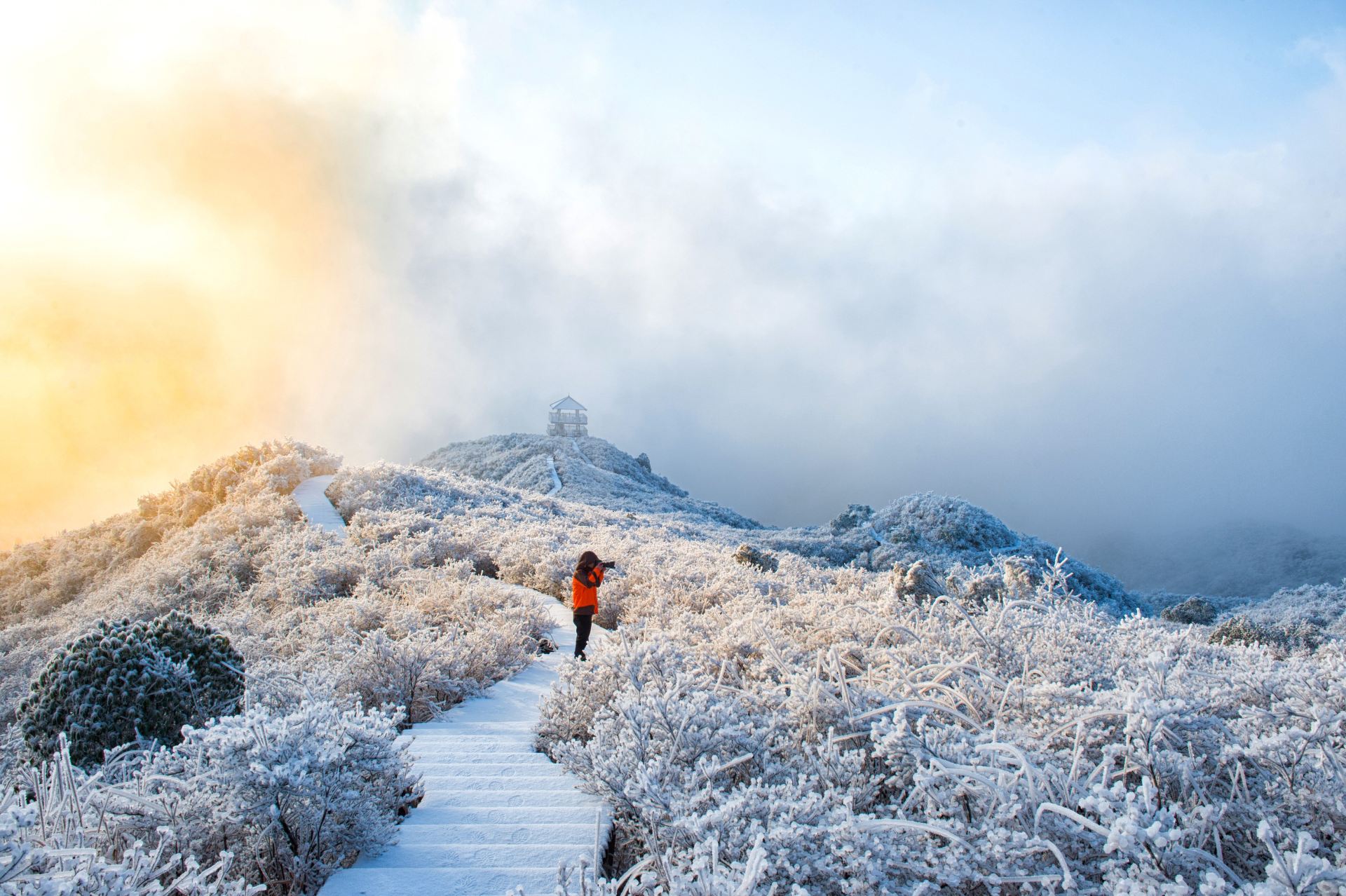 Hunan's Six Secret Rime Ice Wonders, a Winter-Only Fairyland for a Limited Time