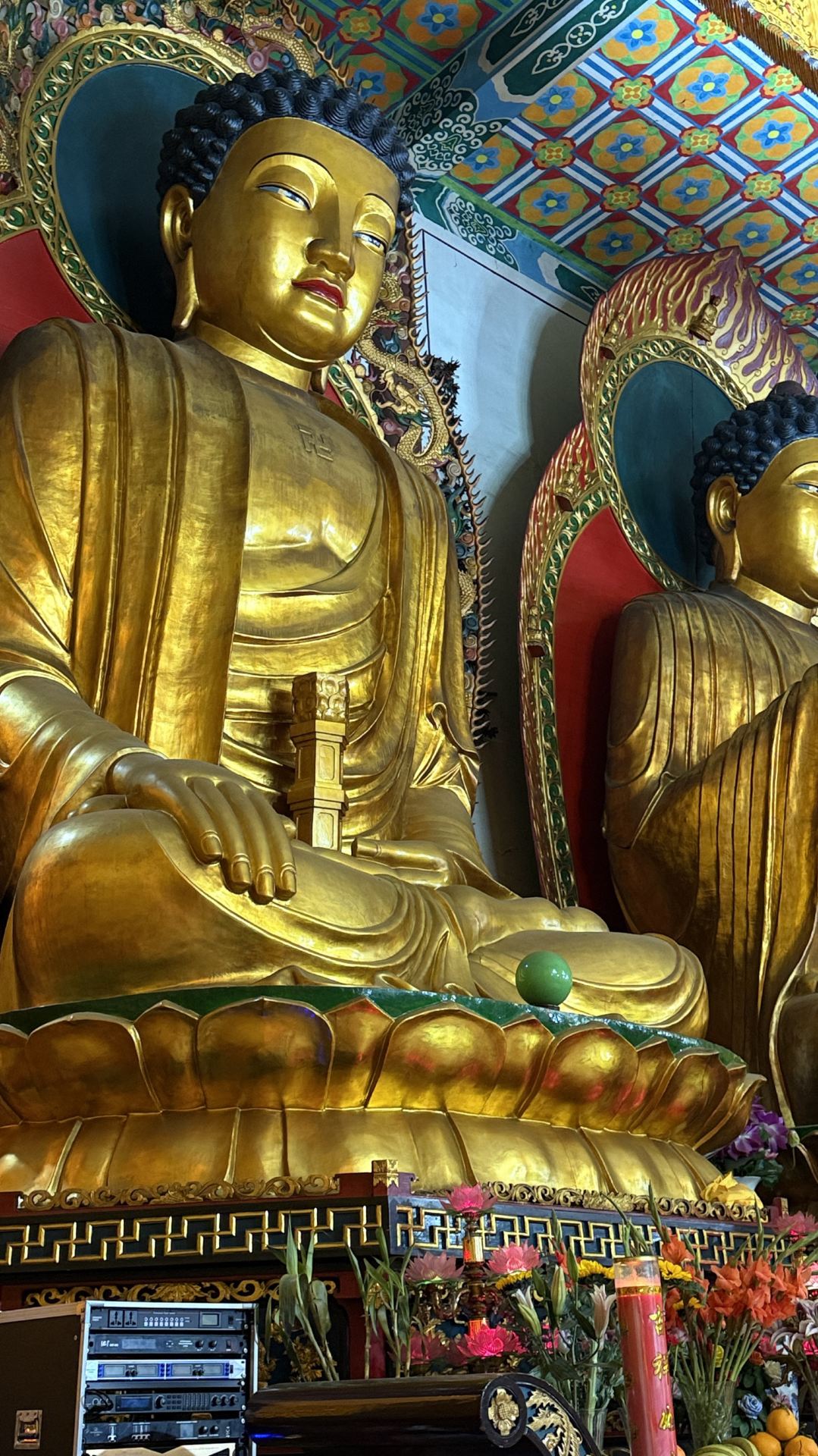 Stunning views of Dongting Lake from the top of Sheng'an Temple pagoda – perfect for photos