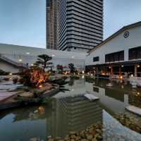 【大阪 弁天町】天空の日本庭園で足湯に入っちゃおう♨️
