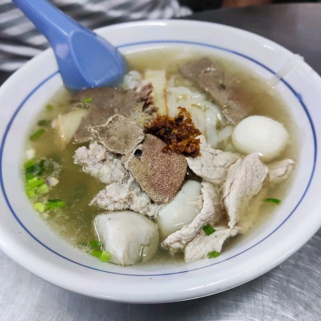 Traditional Wah Meng Cafe Ayer Itam Market 
