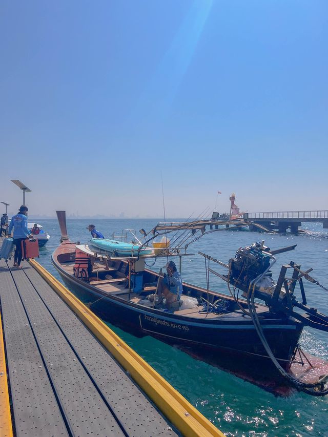 กิจกรรมที่ห้ามพลาด‼️ นั่งเรือหัวโทงหาทำที่เกาะล้าน