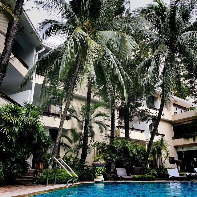 Five-star hotel with Balinese-inspired pool!