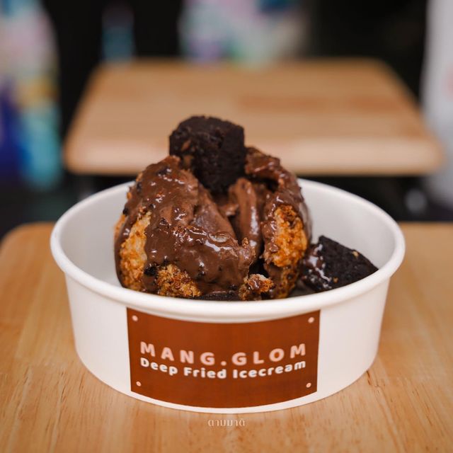 Mangglom deep fried icecream - มังกลม 🍨