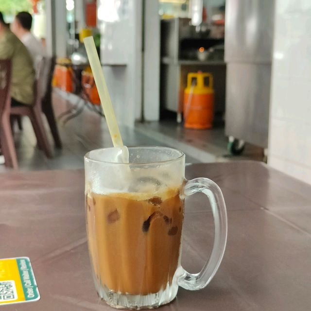 聚明彎茶店吃招聘吐司